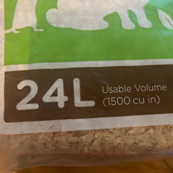 Soft Pine Bedding - Picture 2 of 2